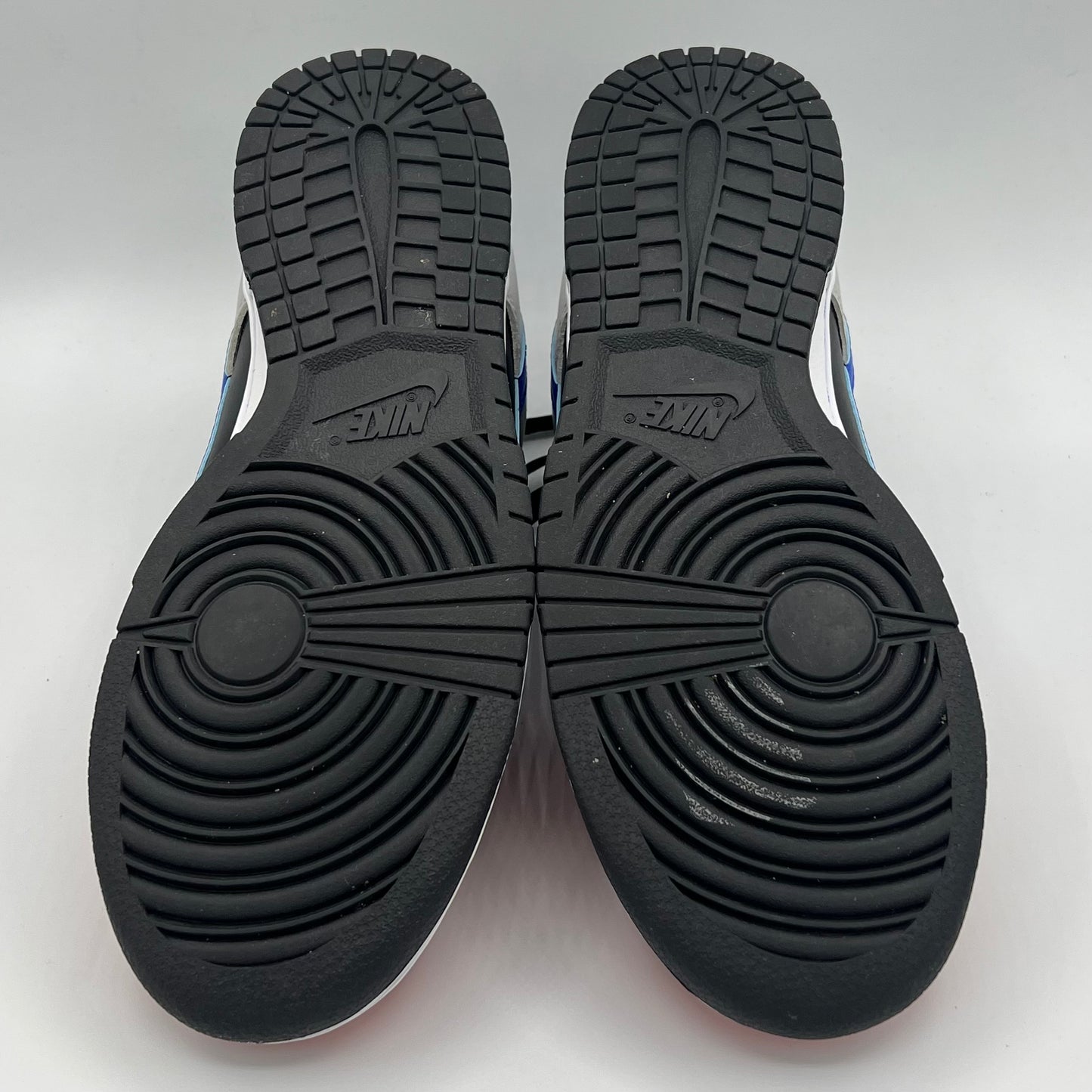 Nike Dunk Low EMB NBA 75th Anniversary Knicks