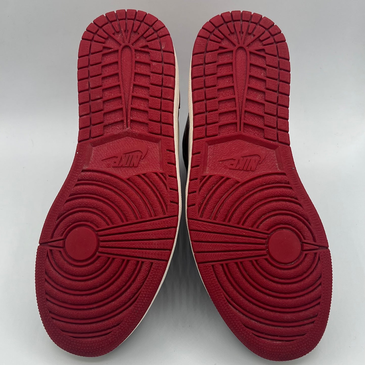 Jordan 1 Retro High Bred Toe