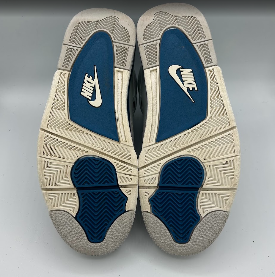 Jordan 4 Retro Military Blue (2024)