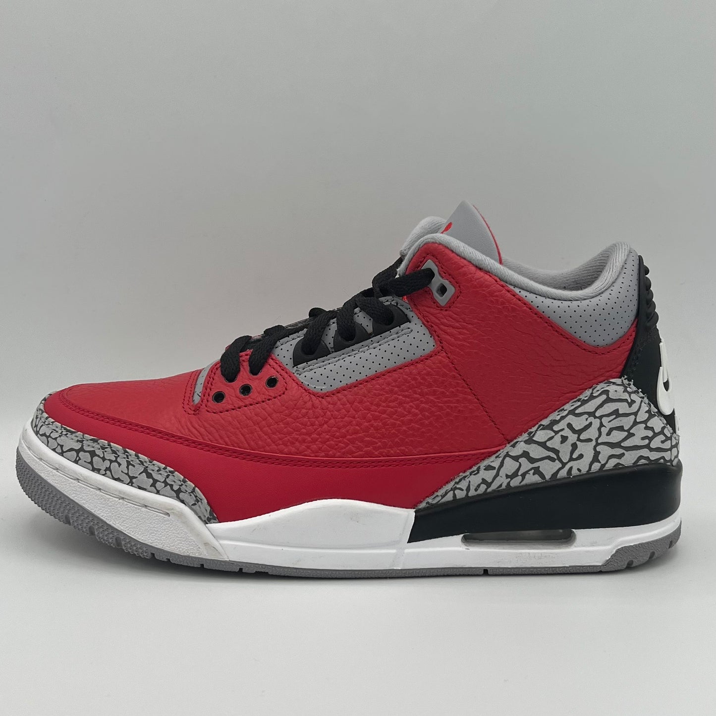 Jordan 3 Retro SE Unite