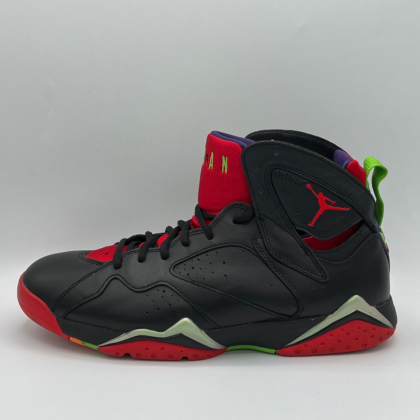Jordan 7 Retro Marvin the Martian