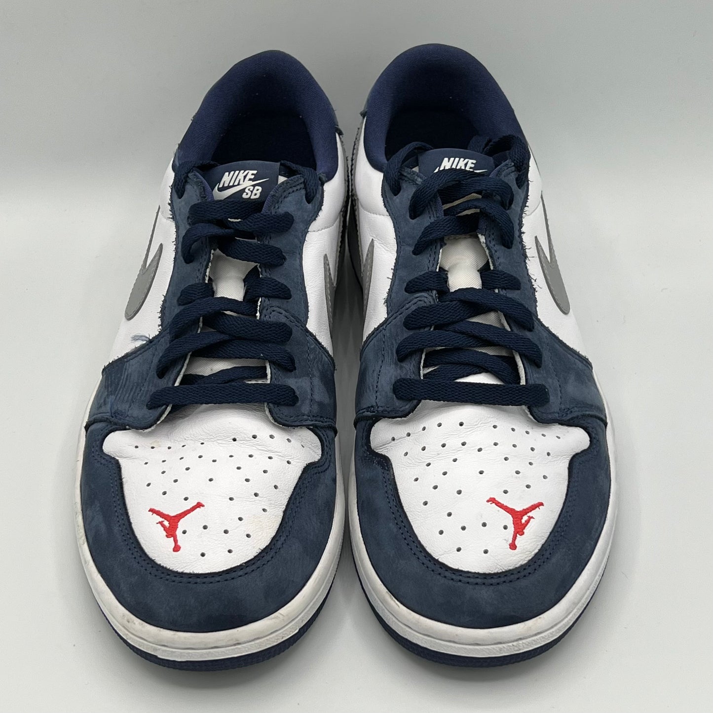 Jordan 1 Low SB Midnight Navy