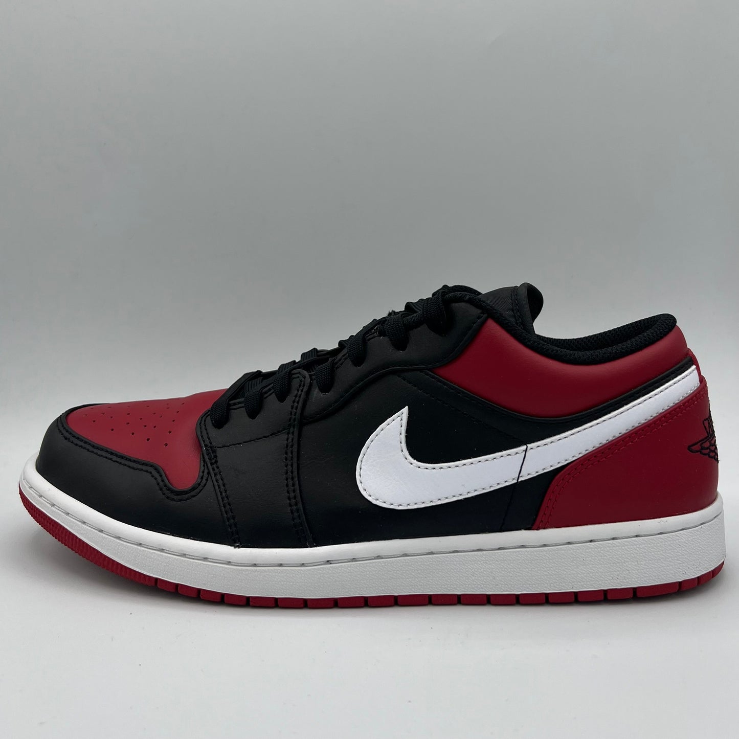 Jordan 1 Low Alternate Bred Toe