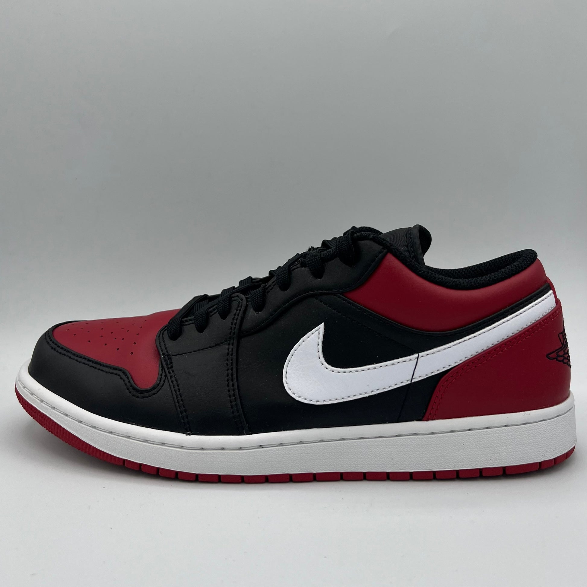 Jordan 1 Low Alternate Bred Toe