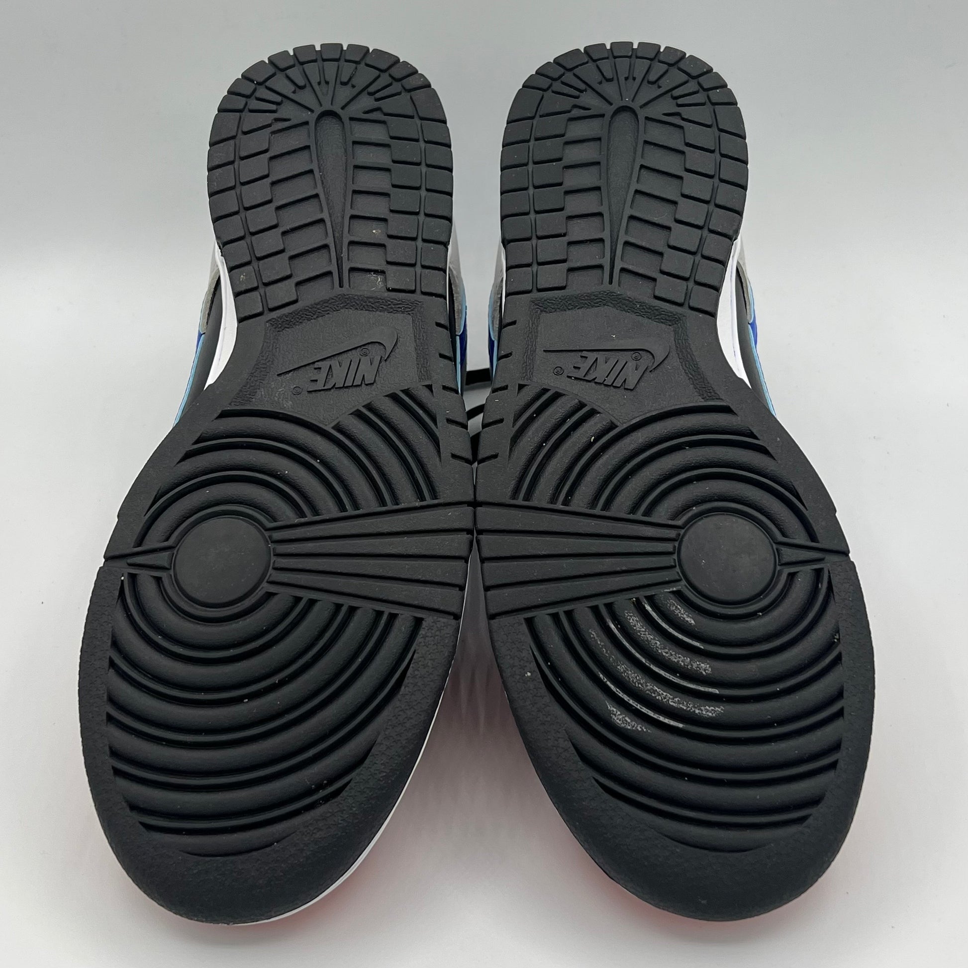 Nike Dunk Low EMB NBA 75th Anniversary Knicks