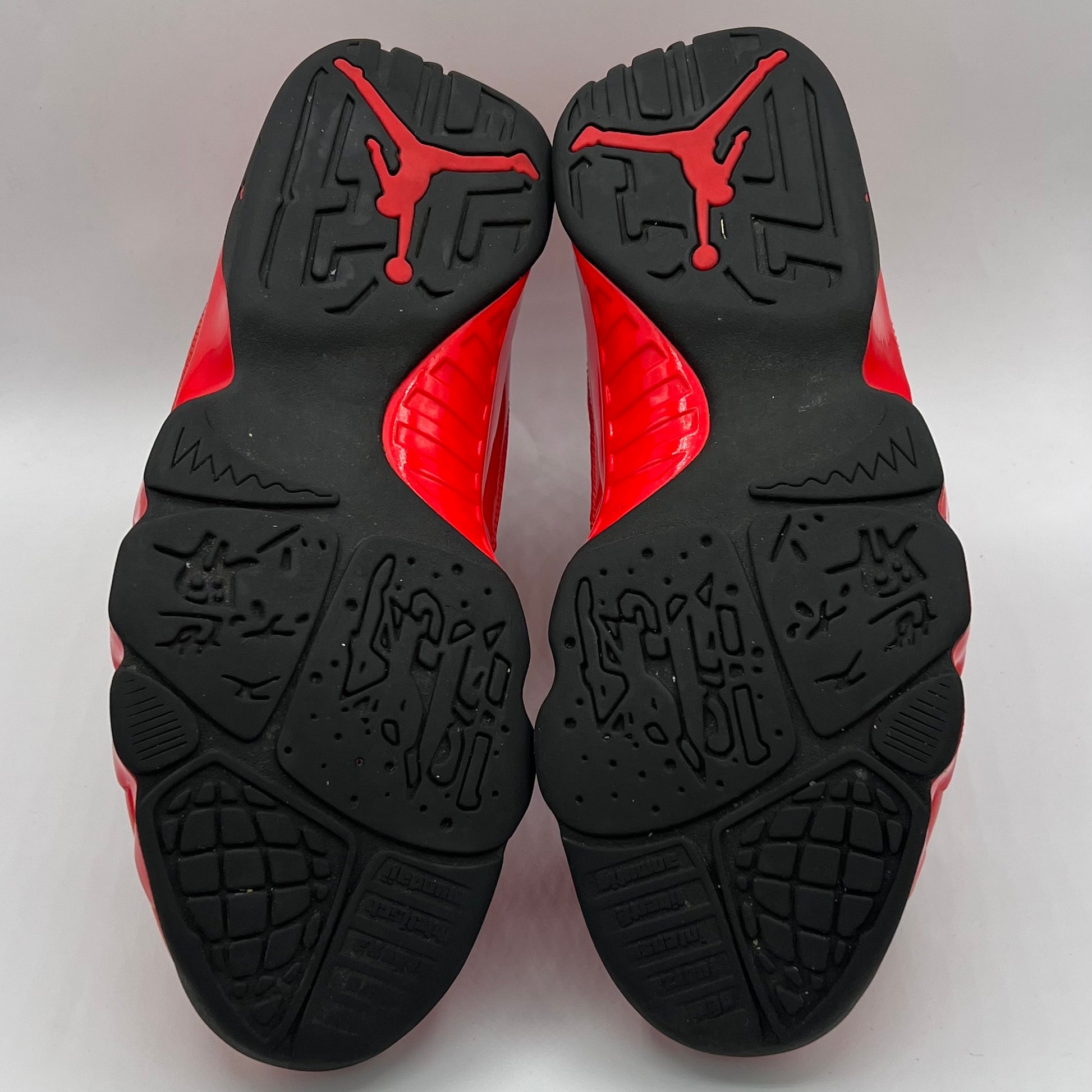 Jordan 9 Retro Chile Red