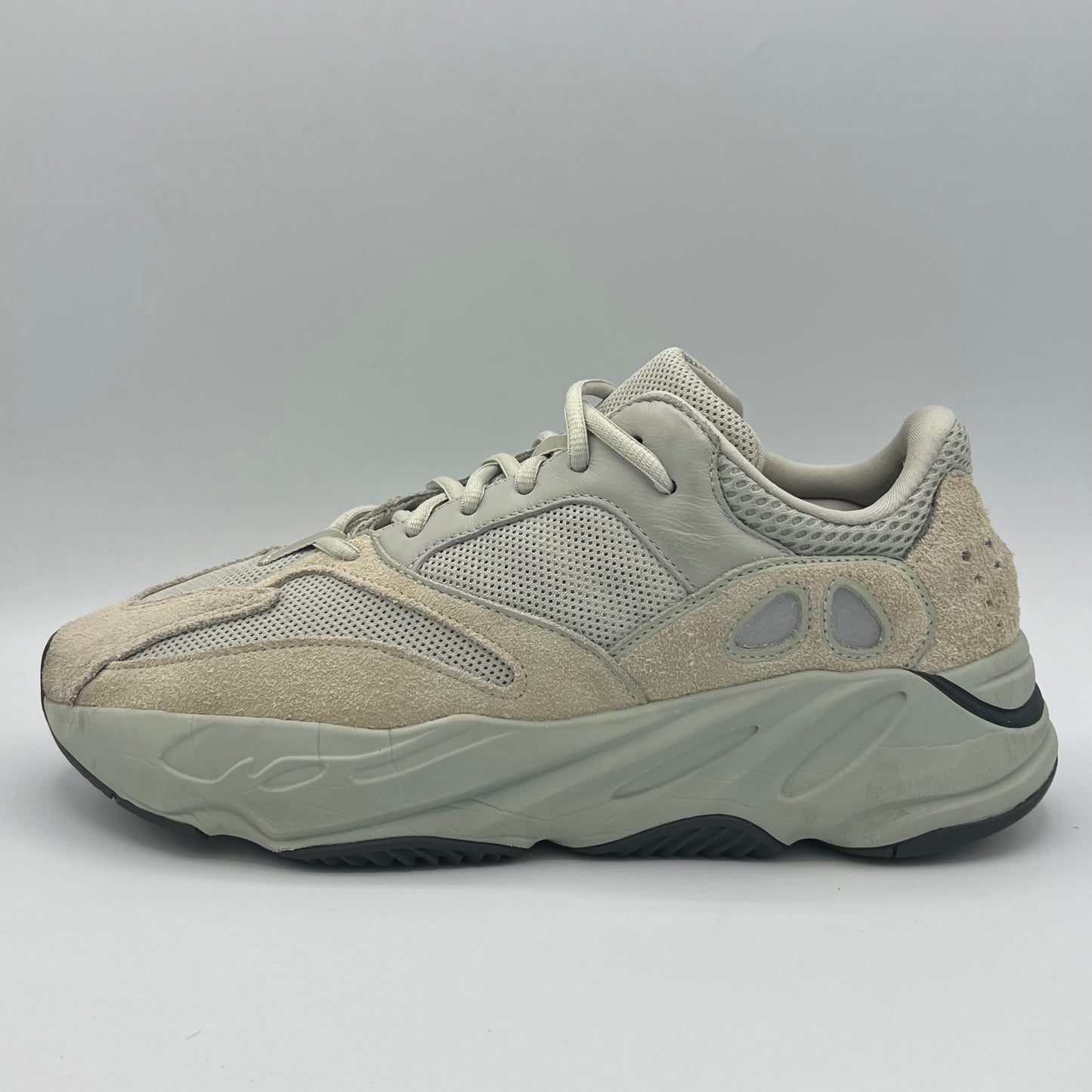 adidas Yeezy Boost 700 Salt