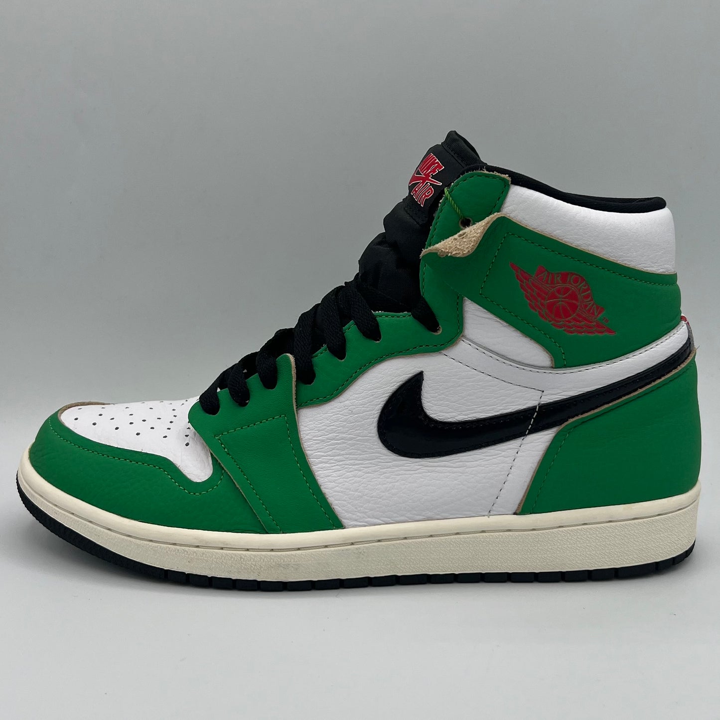 Jordan 1 Retro High Lucky Green (Women's)