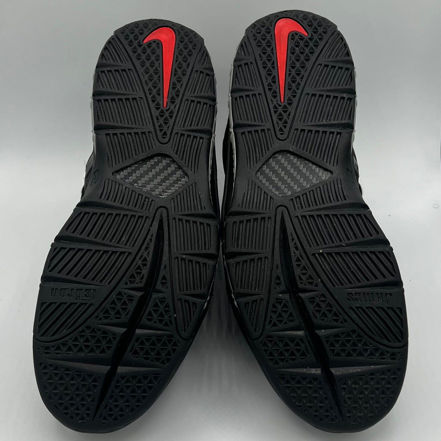 Nike LeBron 3 The Shop Black University Red (2022)