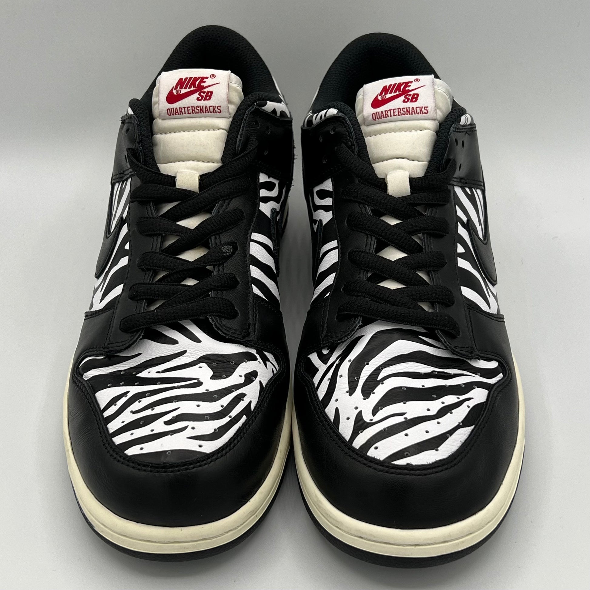 Nike SB Dunk Low OG QS Quartersnacks Zebra