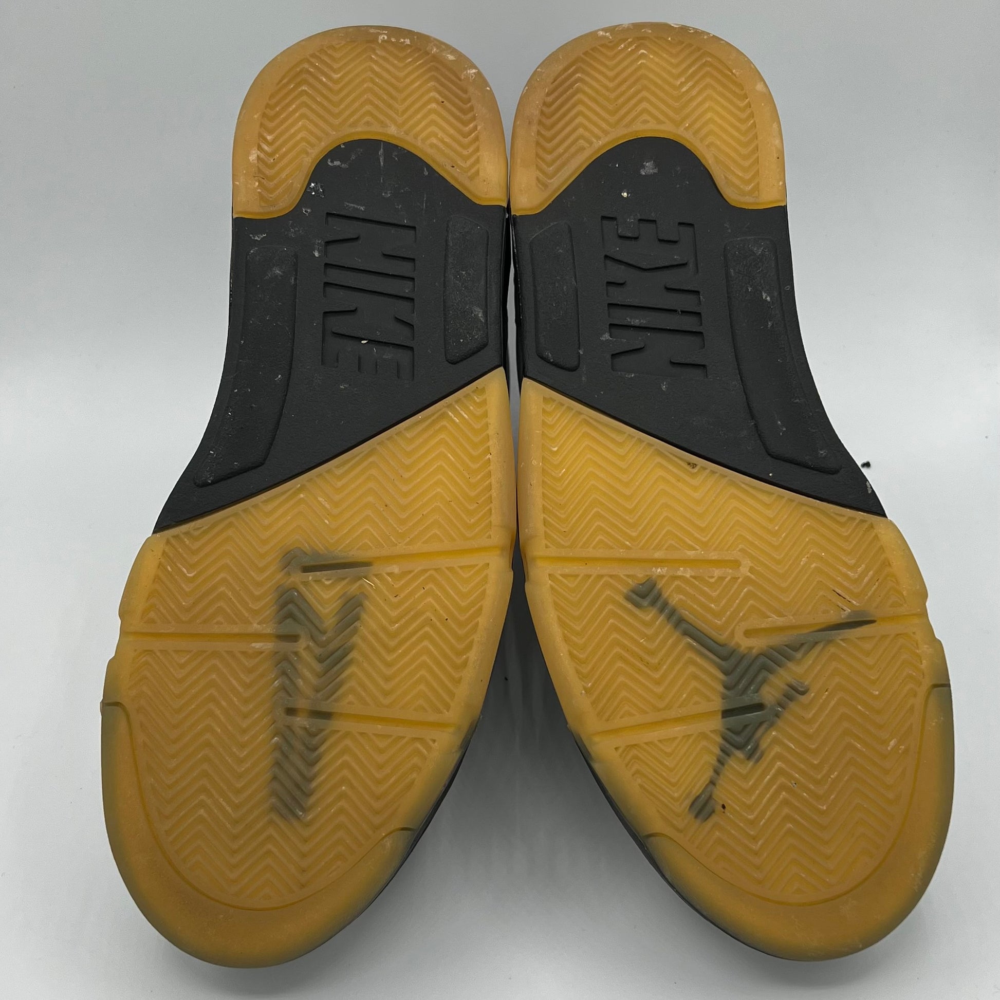 Jordan 5 Retro A Ma Maniére Dawn (Women's)