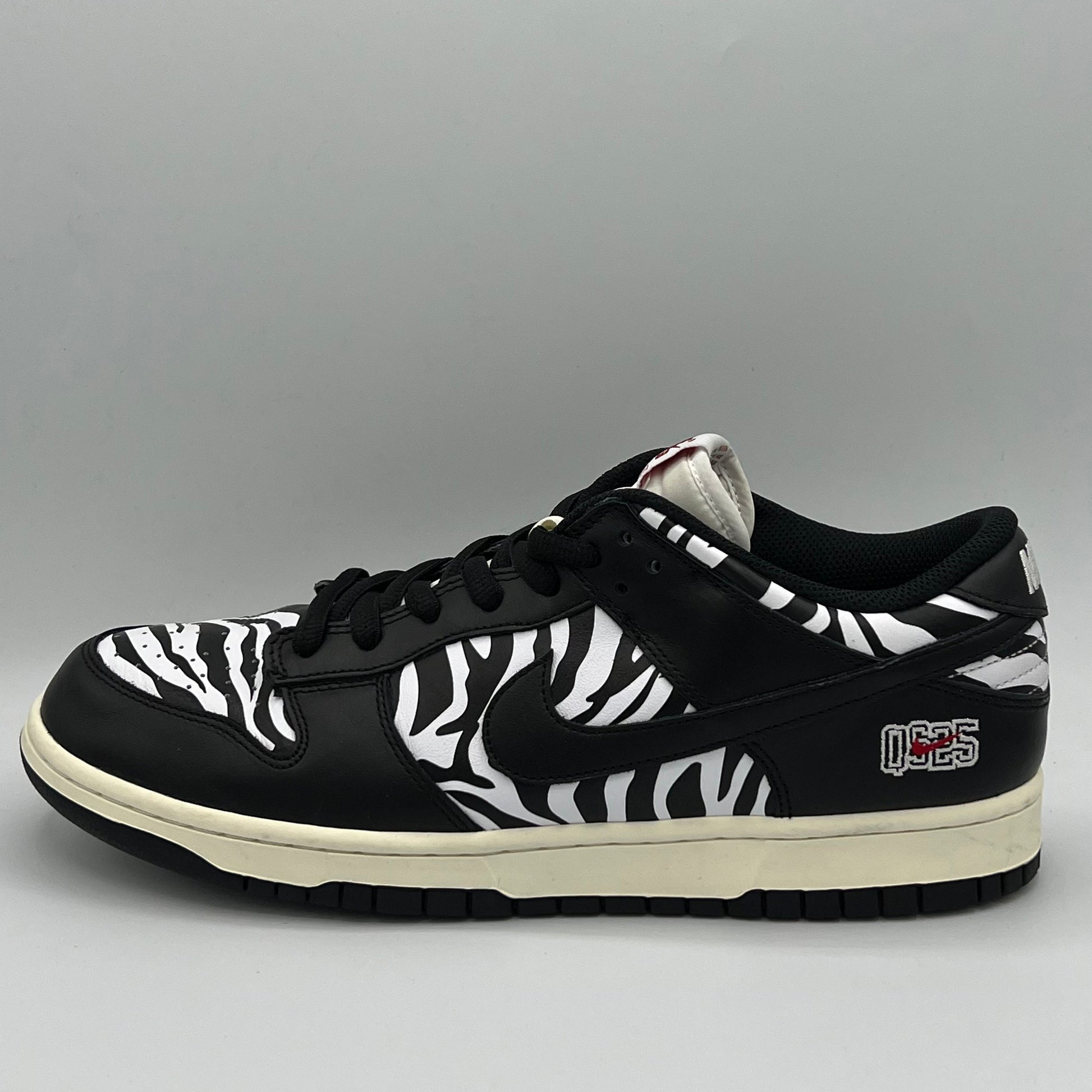 Nike SB Dunk Low OG QS Quartersnacks Zebra
